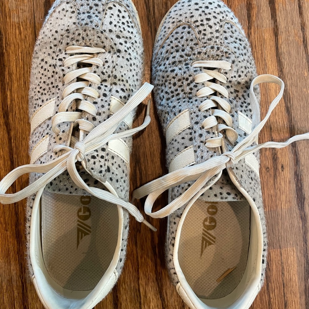 Gola classics women’s bullet cheetah trainer